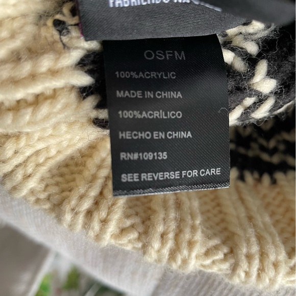 NBA Ultra Game Golden State Warriors Knit Pom Beanie Light Beige Vanilla Black - Picture 5 of 8